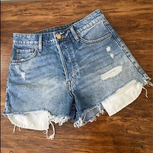 H&M Vintage High Rise Distressed Short 4